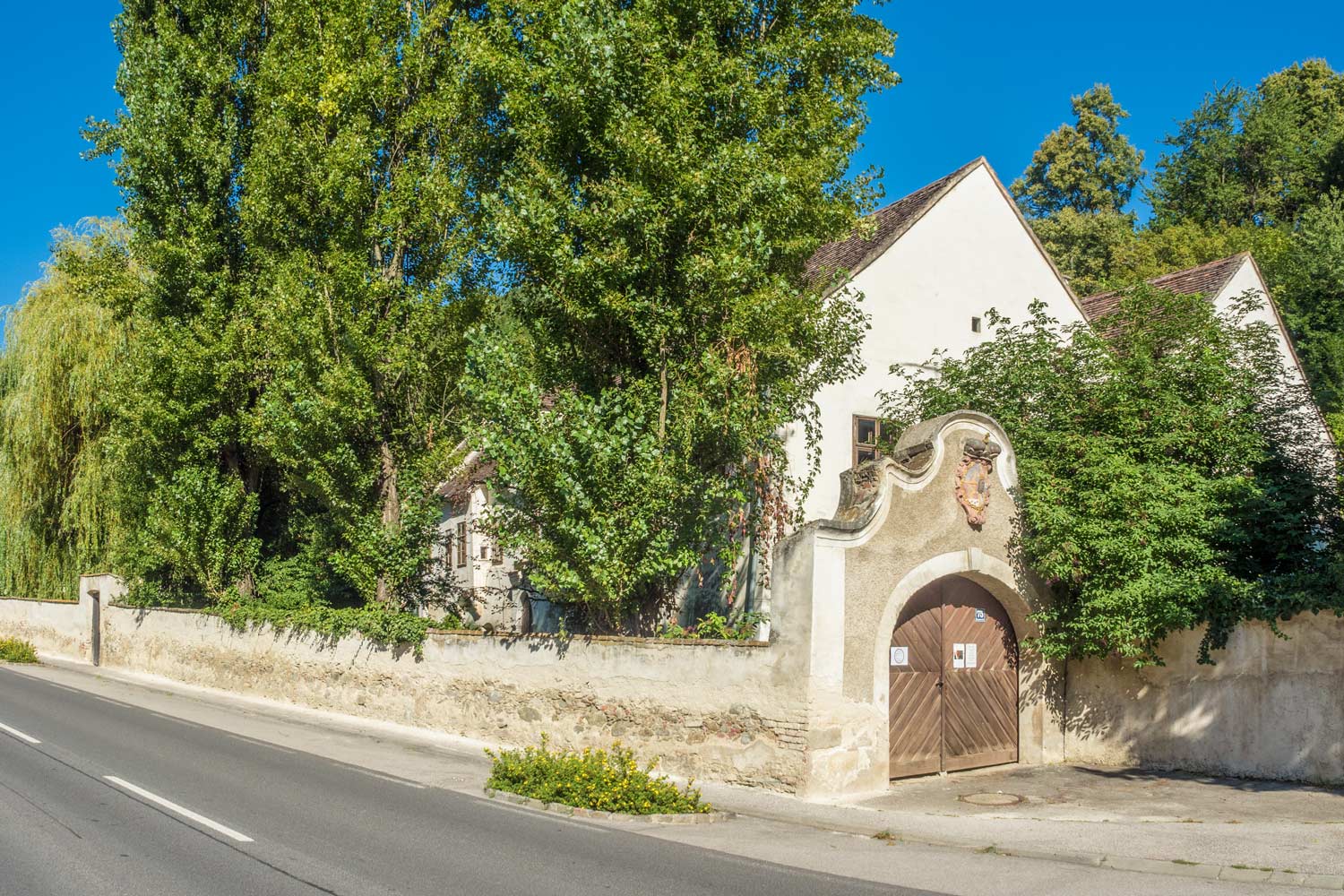 Foto: Der Edelhof in Forchtenstein (Achazium)